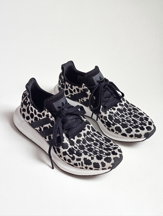 adidas Shoes - Adidas Swift Run Leopard Cheetah Print Alumina Black White Sneakers Women’s 8